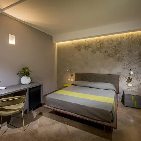 Hotel Vento Del Sud 3*