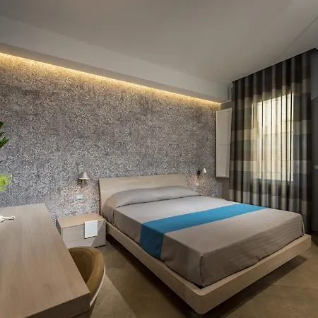 Hotel Vento Del Sud 3*